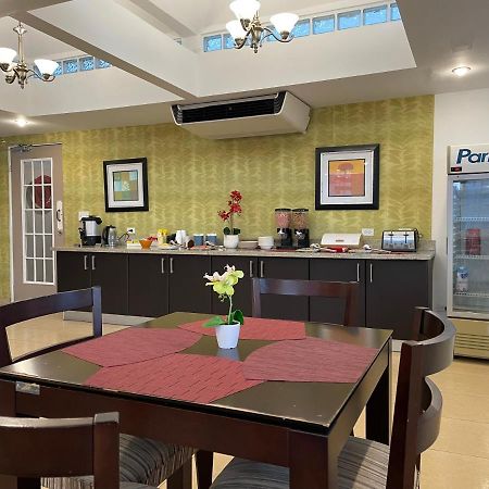 Aparthotel Sevilla Suites Панама Экстерьер фото